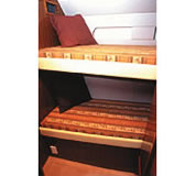 ミドルキャビン