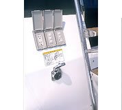 陸電装置(200Vを標準設定 100VはOP)