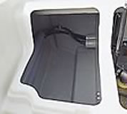 スターン(後部)シート下収納スペース