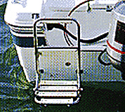 トランサムステップ&ラダ−