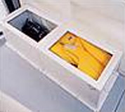 ベンチシート下物入れ(オプション)