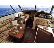 メインキャビン