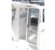 コックピット後方